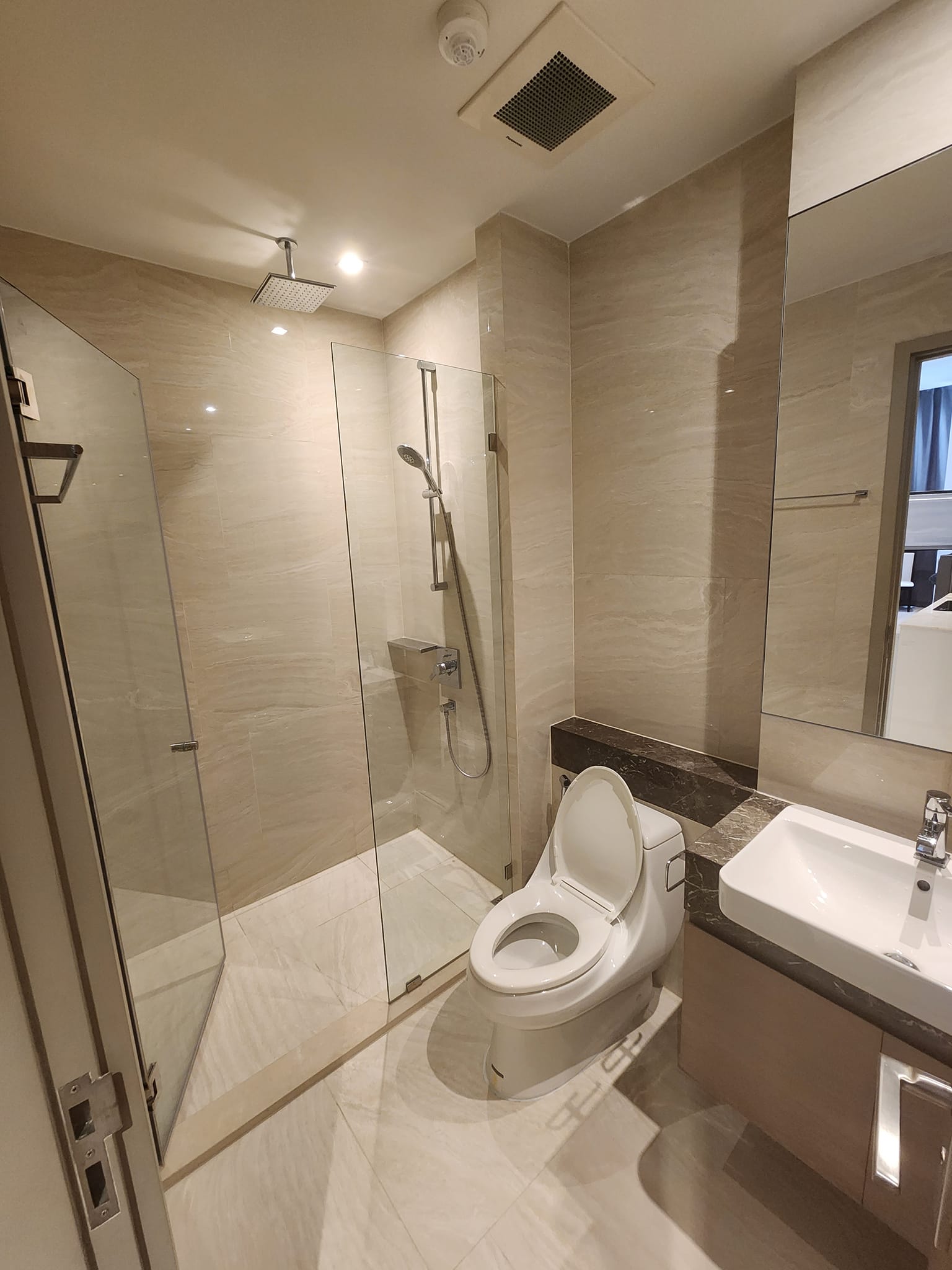 ปล่อยเช่าคอนโด Ashton Silom (แอชตัน สีลม) - ห้องใหม่ 2ห้องนอน 2ห้องน้ำ 1ห้องนั่งเล่น - ใกล้ BTS ช่องนนทรี - ขนาดห้อง 86 ตรม. ชั้น 12