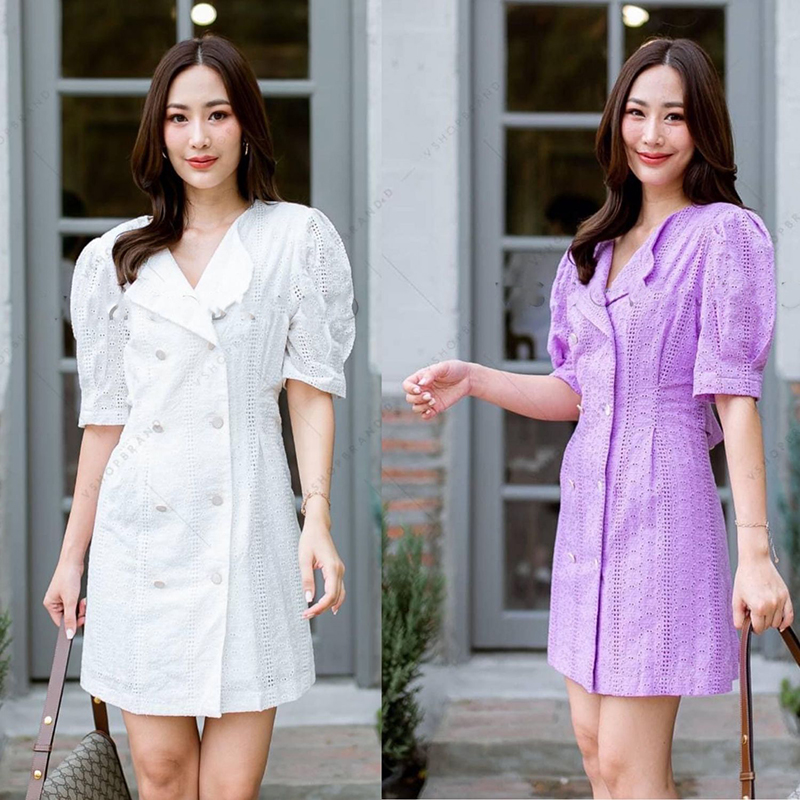 kudapyเดรสสั้นสีขาว/ม่วง ทรงเบลเซอร์ ผ้าฉลุทั้งตัว แขนพอง เสริมบ่า+ซับในทั้งตัว