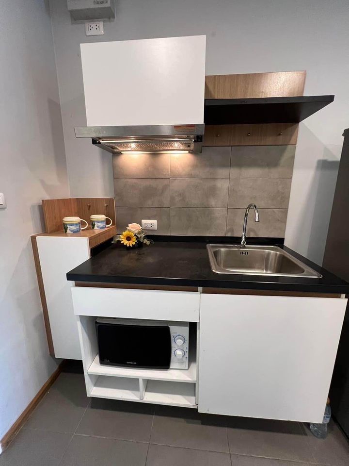 ให้เช่าคอนโด Proud III Chaengwattana (พราว 3 แจ้งวัฒนะ) - ตกแต่งเฟอร์ครบห้องมุมสวยน่าอยู่ทำครัวได้ - การเดินทาง: BTS สายสีชมพู ตรงข้ามเซ็นทรัลแจ้งวัฒนะ