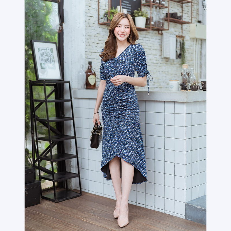 kudapy เดสรหน้าสั้นหลังยาวสีขาว,สีกรม คอกลม พิมพ์ลายดอก รูดเอวได้ แขนมีเชือกผูกโบว์ใส่ดูดีมากๆ