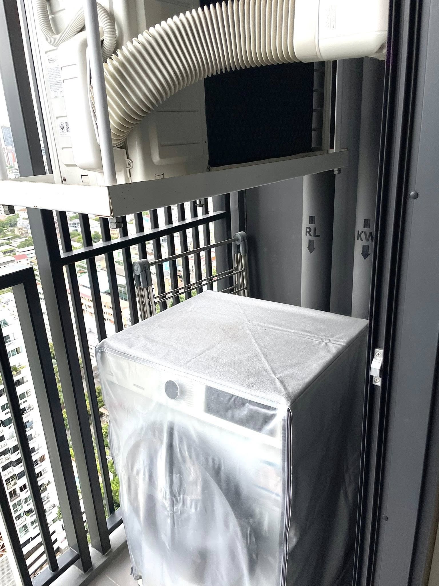 ให้เช่าคอนโด THE BASE Phetchaburi - Thonglor (เดอะ เบส เพชรบุรี - ทองหล่อ) โซนพื้นที่ MRT เพชรบุรี ห้องแบบ 1ห้องนอน / 1ห้องน้ำ ขนาดห้อง 33 ตรม. ชั้น 26