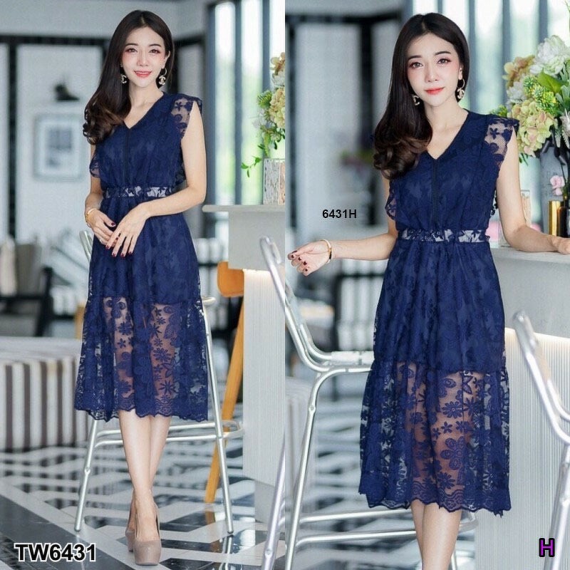 kudapy แม็กซี่เดรสคอวีช่วงแขนแต่งระบาย ช่วงเอว ผ้าลูกไม้ลายสวย