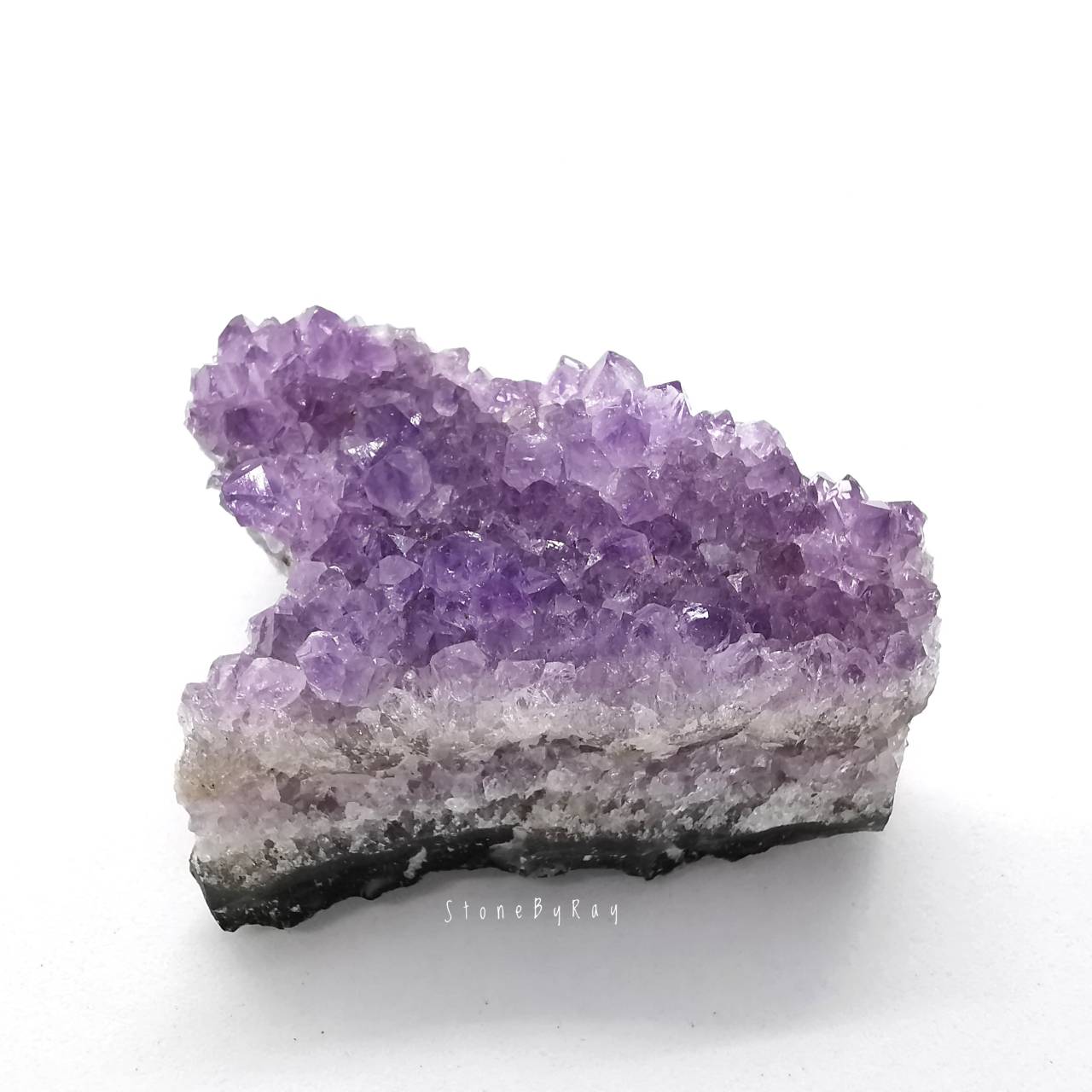 หินอเมทิสต์ผลึกธรรมชาติ Amethyst