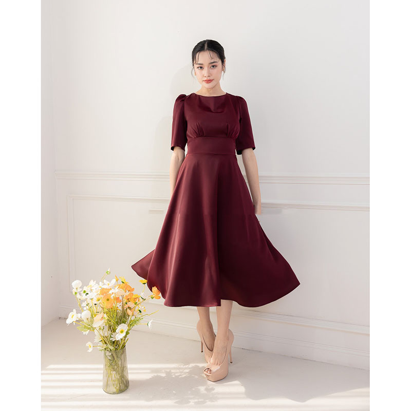 kudapy เดรสสั้นสีโอวัลติน/สีกรม/สีแดง/สีขาว กระโปรงบาน แขนสั้น ทรงรุ่นนี้ใส่แล้วสวยหวาน