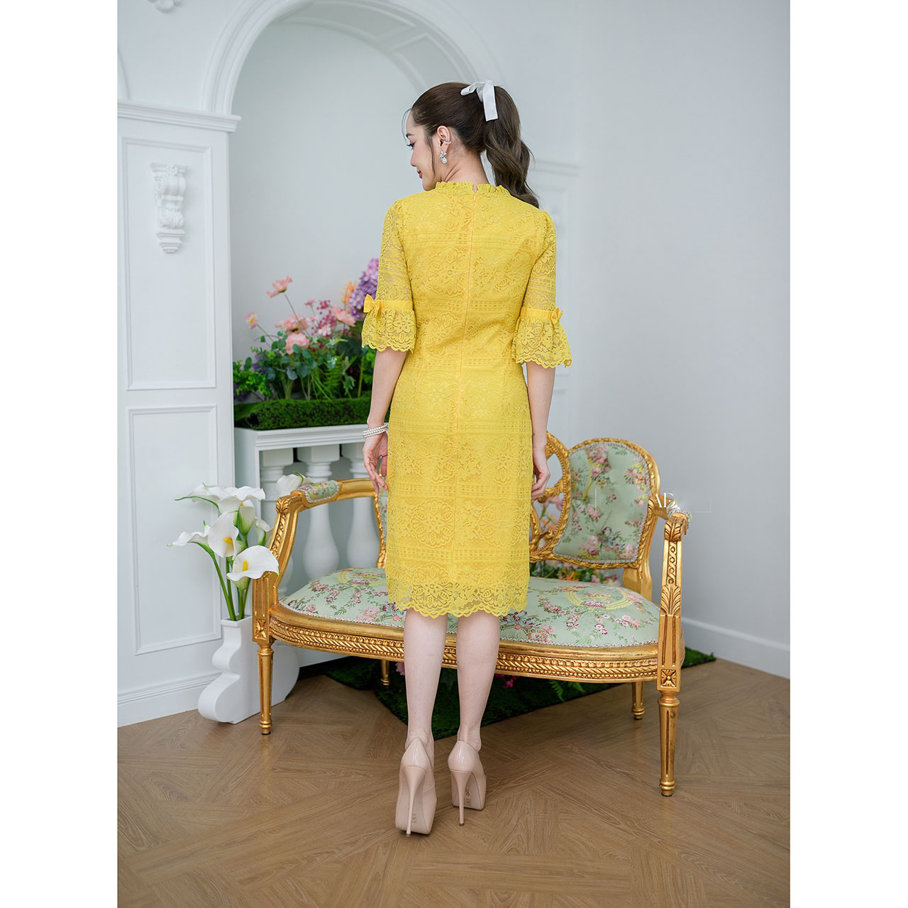 kudapy เดรสสั้นสีชมพูโอรส/สีเขียว/สีเหลือง ลูกไม้ตัวสวย ผ้านิ่ม รุ่นนี้ดีไซน์สวยหวานมากค่ะ ทรงใส่ง่าย ช่วงปลายแขนระบายรอบแขนแต่งโบว์