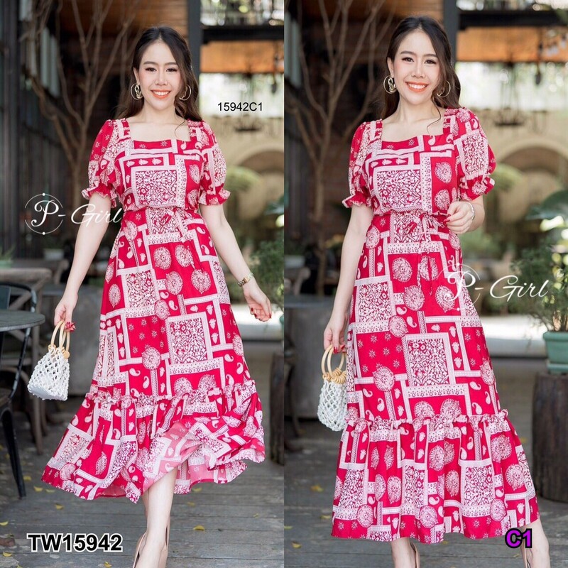 kudapy เดรสยาวสีกรมท่า ดำ แดง คอเหลี่ยมแขนพอง ผ้าวูลพีช พิมลายกราฟฟิก ชายเดรสระบาย