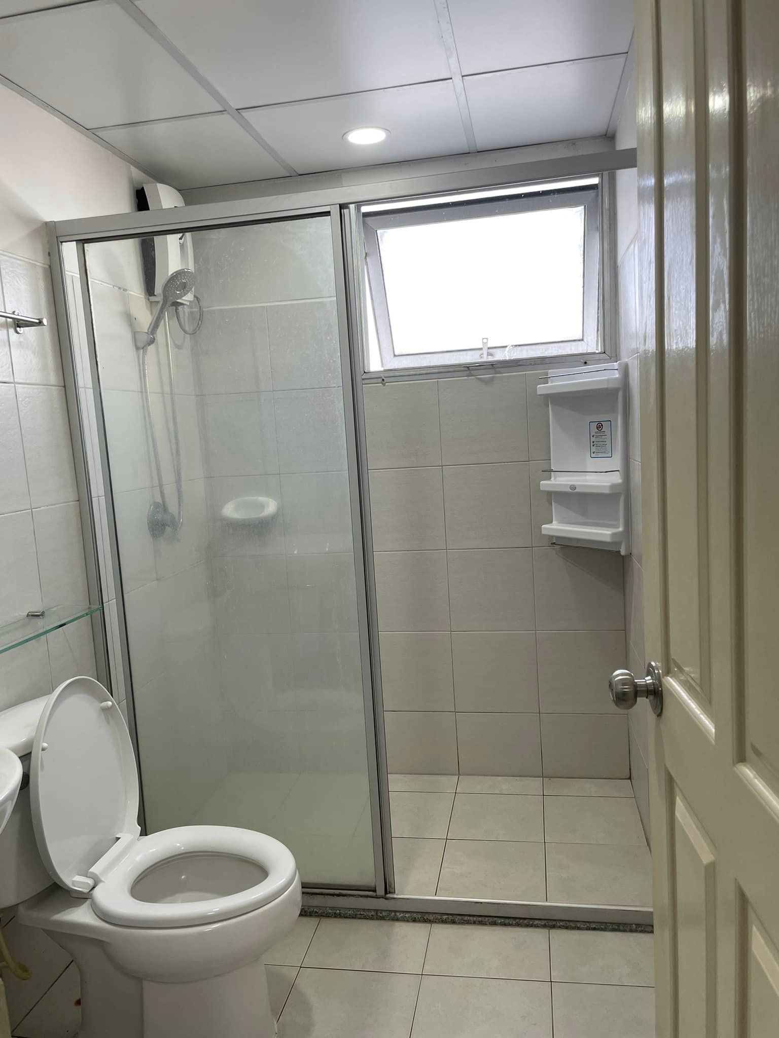 ให้เช่า Supalai Park Kaset (ศุภาลัย ปาร์ค เกษตร) เครื่องซักไฟฟาครบมีเครื่องซักผ้า