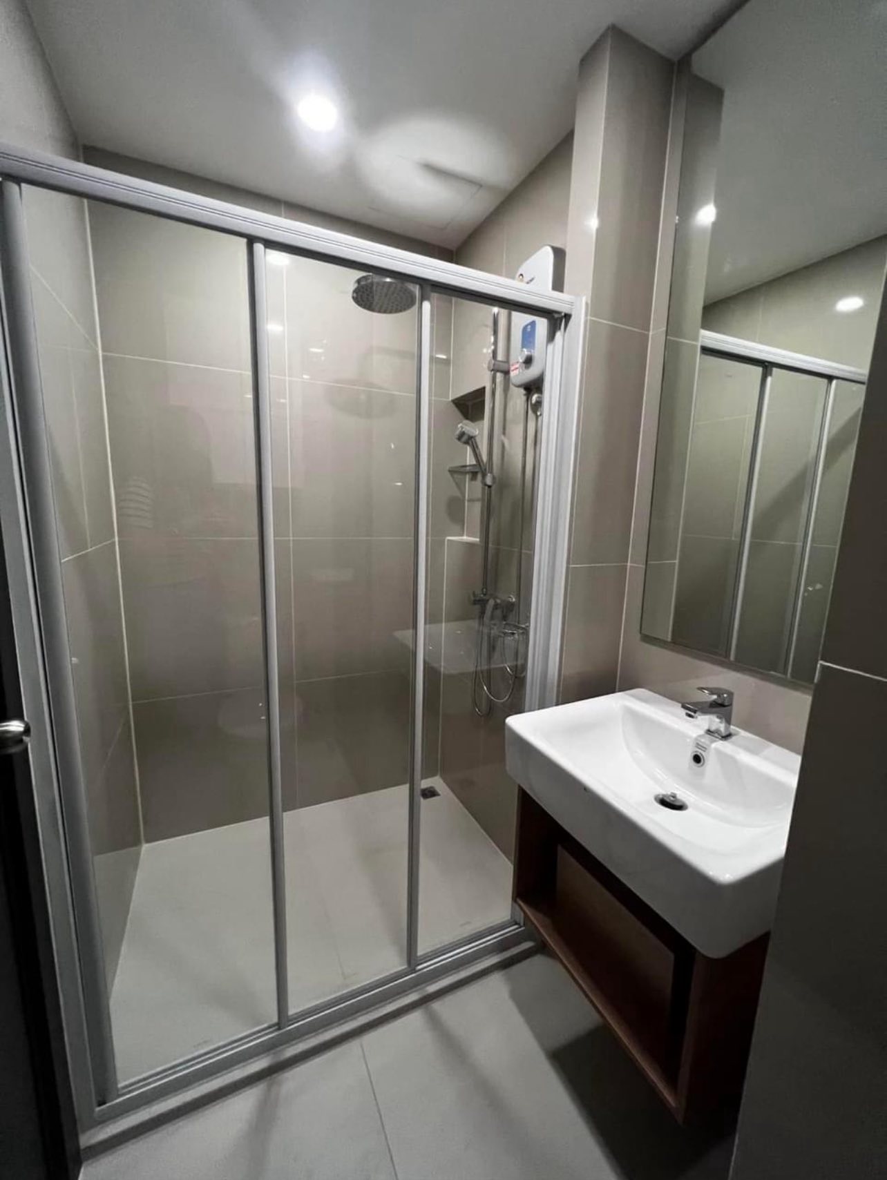 ให้เช่าคอนโด Elio Del Nest (เอลลิโอ เดล เนสท์) โซน รถไฟฟ้า BTS อุดมสุข Studio / 1ห้องน้ำ ขนาดห้อง 27 ตรม. ชั้น 10 ตึก E