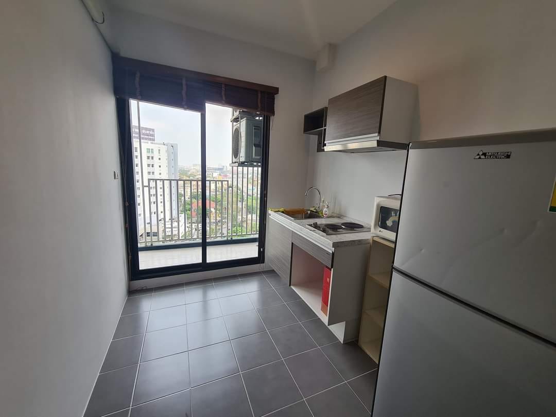 ให้เช่าห้องน่าอยู่เฟอร์เครื่องใช้ไฟฟ้าครบ สอบถามแอด Line ID : Smile-easy ที่ Niche Mono Ratchavipha (นิช โมโน รัชวิภา)