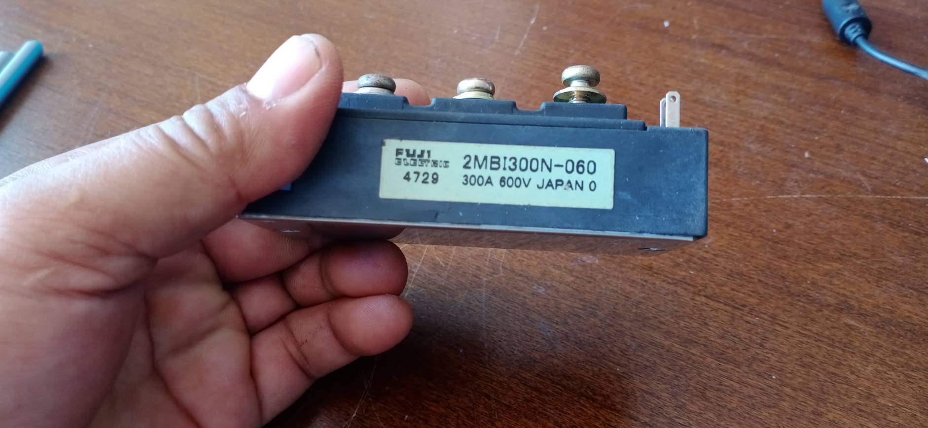 FUJI 2MBI300N-060 POWER MODULE 300A 600V