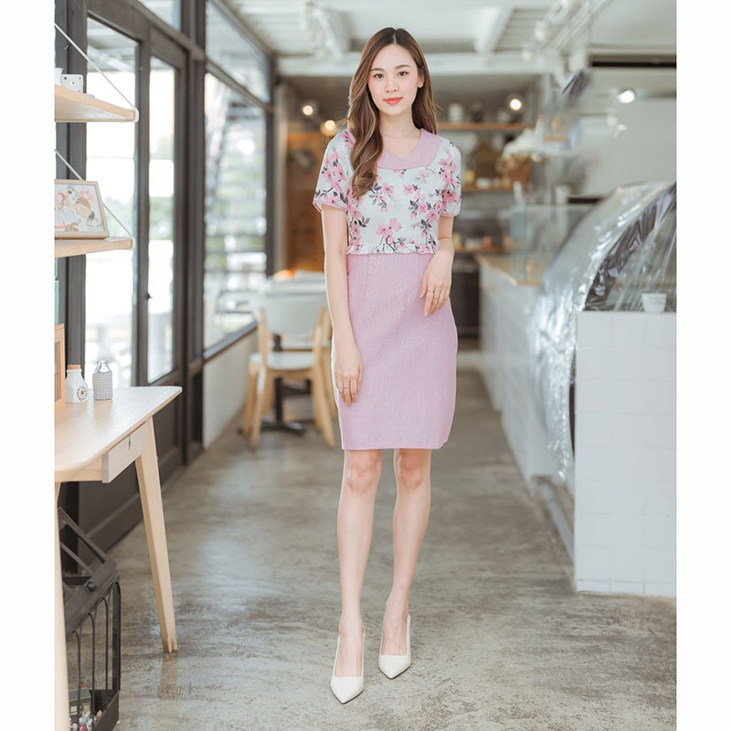 kudapy เดรสสั้นสีม่วง/สีชมพู/สีเหลือง คอปกมีกระตรงกลางอก