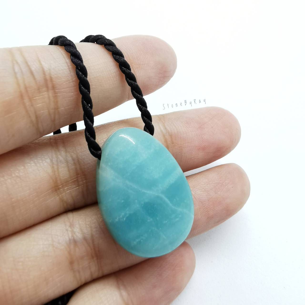 สร้อยคอเชือกถักจี้หินอมาโซไนท์ Amazonite