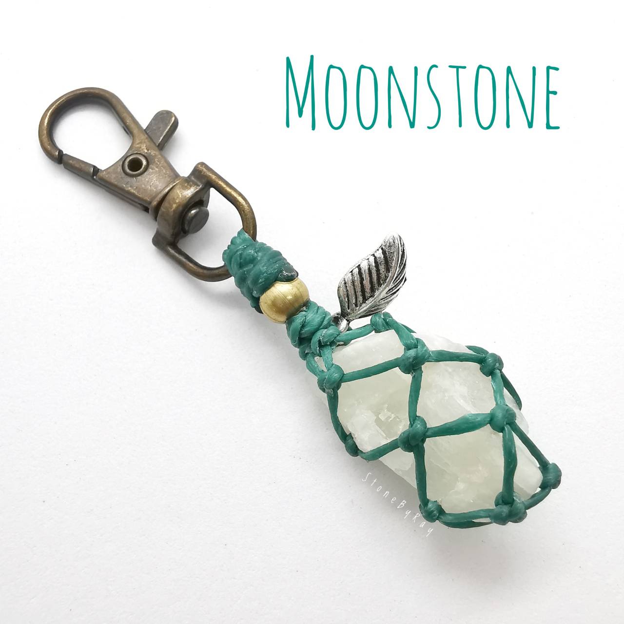 พวงกุญแจเชือกถักหินมูนสโตน Moonstone
