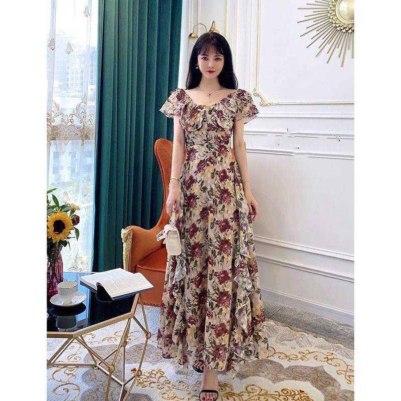 kudapy เดรสยาวสีครีม ผ้าชีฟองเกาหลีเนื้อดี ใช้ผ้าดีเกรดเอราคาสูง ผ้ามี Texture สวยเป็นประกายเล็กน้อย พิมพ์ลายดอกไม้ทั้งชุด