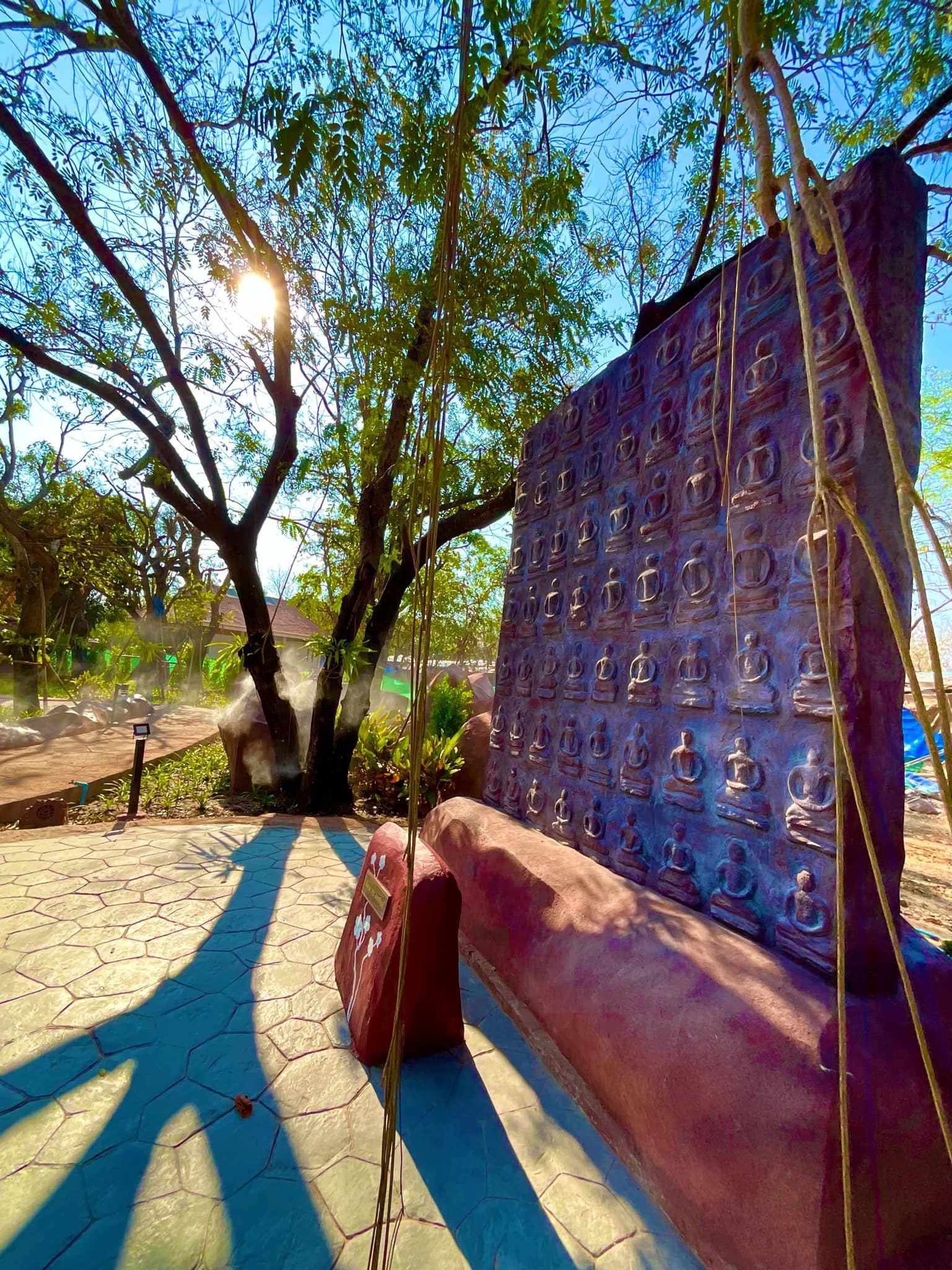 บรรยากาศการให้เยี่ยมชม #สวนพุทธศิลป์ #อุทยานพระนาดูนทะลุมิติ จ.มหาสารคาม สอบถาม โทร 061-6592998