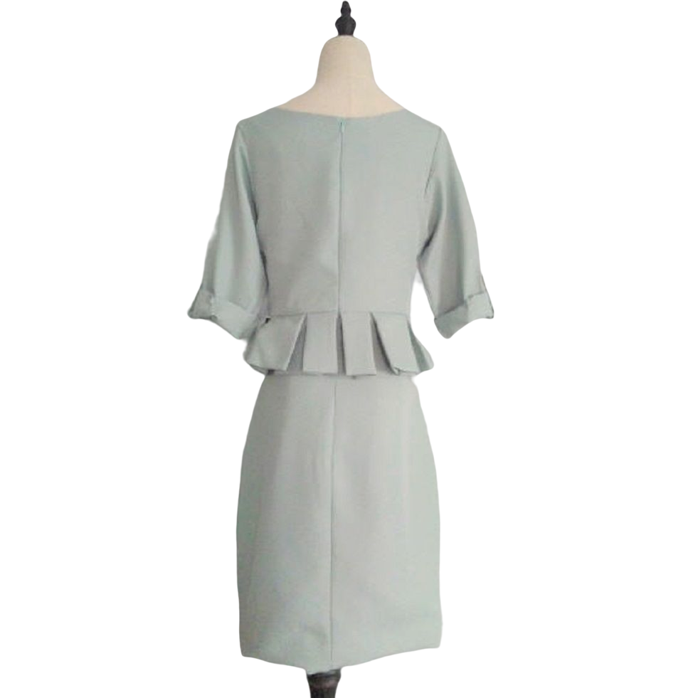 kudapy เดรสสั้นคอกลมแขนสามส่วนสีเขียวอ่อน ,สีเทาฟ้า แต่งระบายเอว กระโปรงทรงเอ เดรสสั้นใส่ทำงานสวยๆ