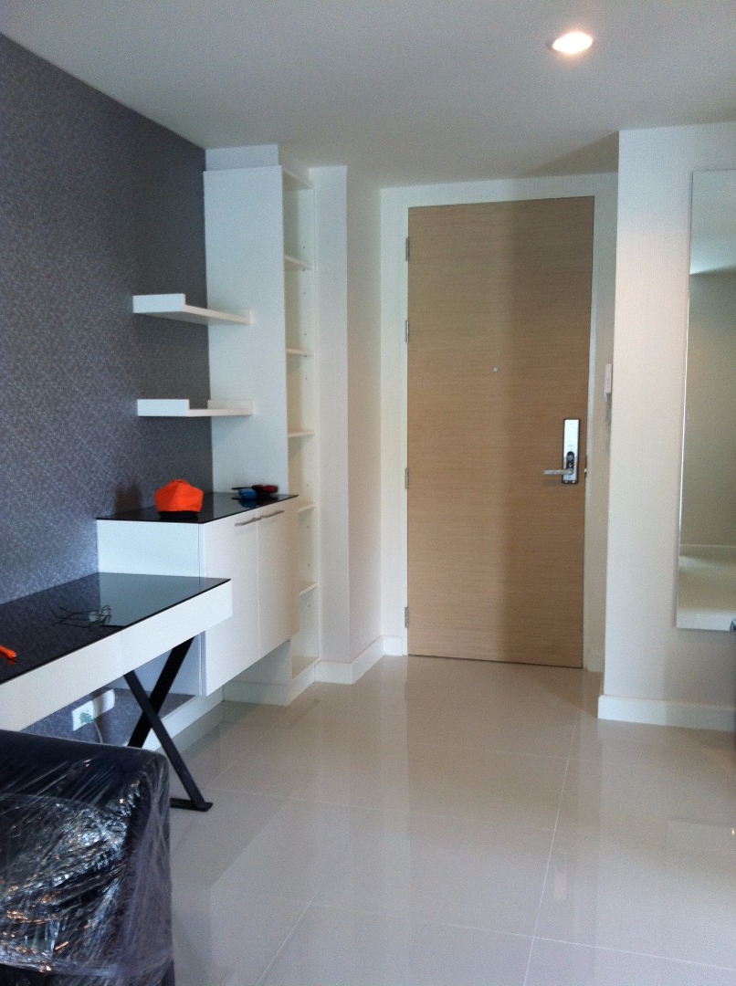 ขาย เมโทร สกาย รัชดา METRO SKY RATCHADA เฟอร์นิเจอร์เครื่องใช้ไฟฟ้าพร้อมเข้าอยู่