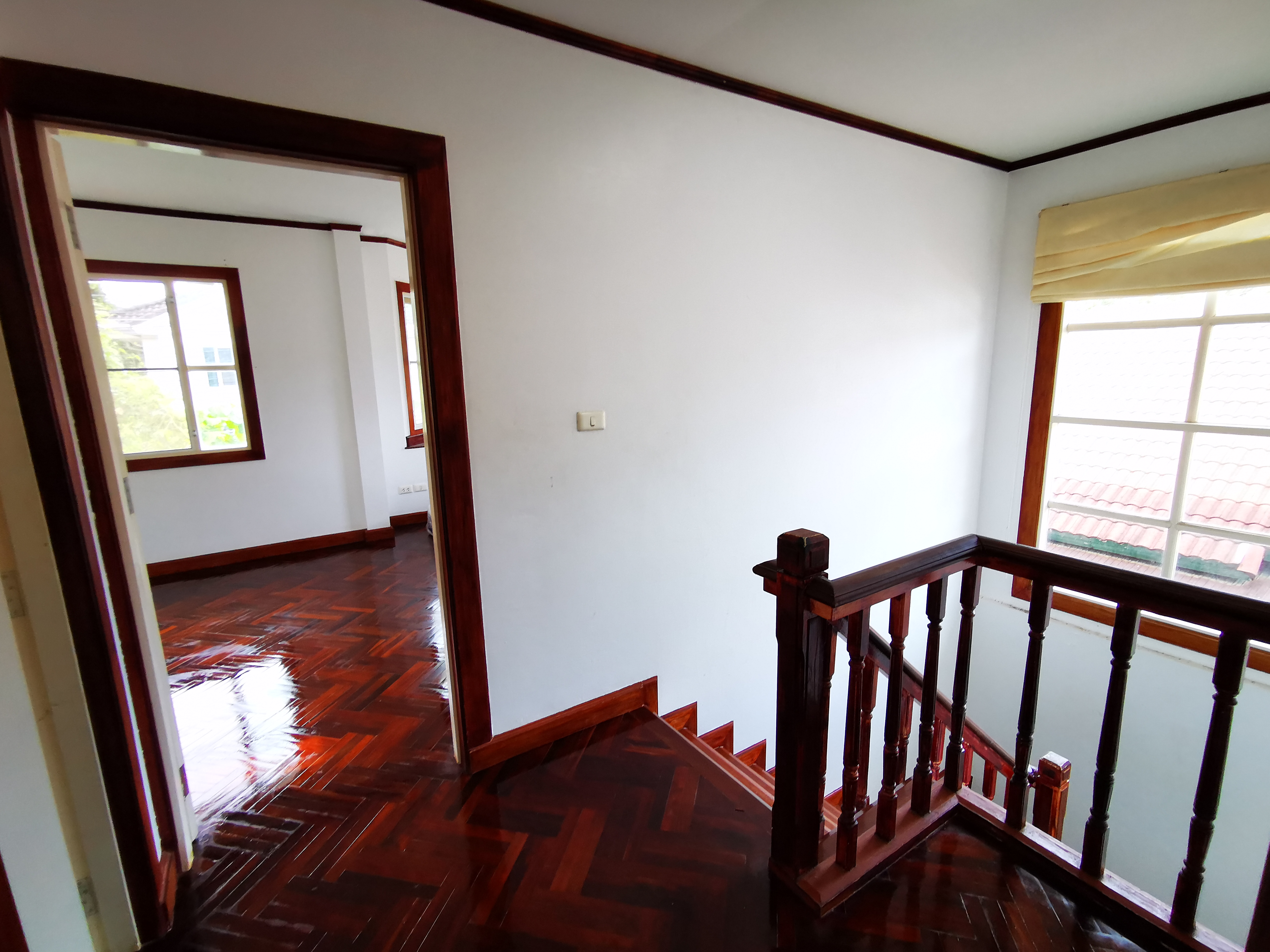 ใกล้ทะเล ใกล้ภูเขา บ้านเดี่ยว วิวภูเขา บ้าน2ชั้น 3นอน 2น้ำ สวนขนาดใหญ่ ทะเลสาบ แลนด์แอนด์เฮ้าส์ พาร์ค ภูเก็ต แลนด์ แอนด์ เฮ้าส์ พาร์ค ภูเก็ต Near Beach Near Mountain Detatched House 2 Storey Mountain Views 3 Bed 2 Bath Big Garden and Lake in common Area F