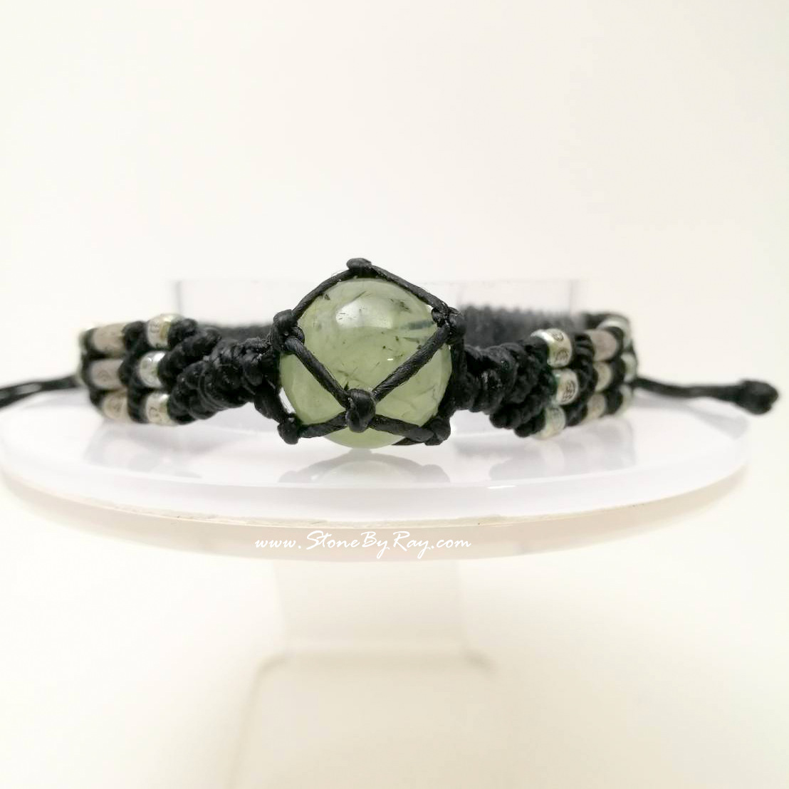 สร้อยข้อมือเชือกถักหินพรีไนท์ (Prehnite)