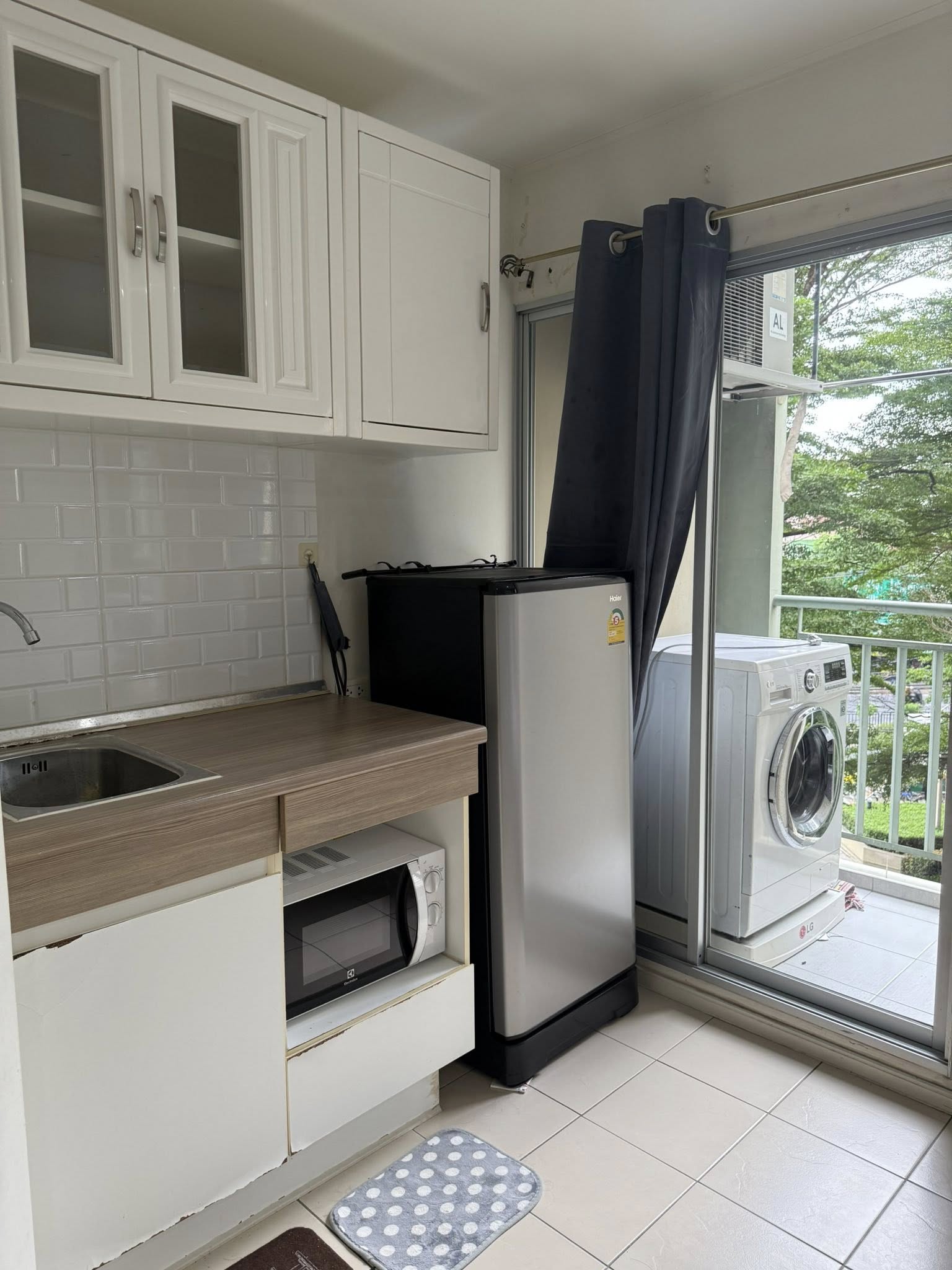 ให้เช่าคอนโด Lumpini Condo Town Ramintra-Nawamin (ลุมพินี คอนโด ทาวน์ รามอินทรา-นวมินทร์) โซนพื้นที่ MRT คู้บอน ห้องแบบ Studio / 1ห้องน้ำ ขนาดห้อง 23 ตรม. ชั้น 3 ตึก D