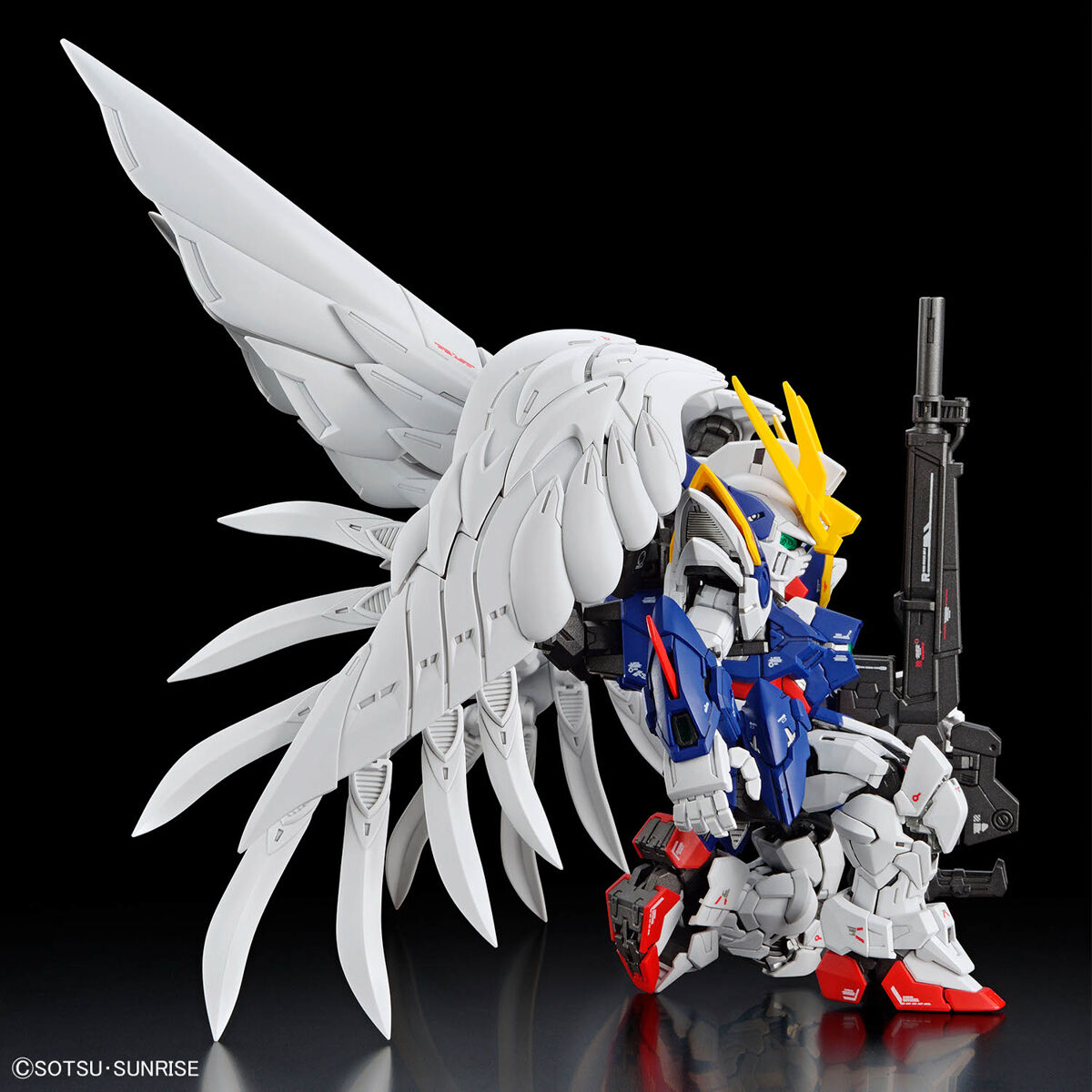 Bandai 4573102674326 MGSD WING GUNDAM ZERO EW