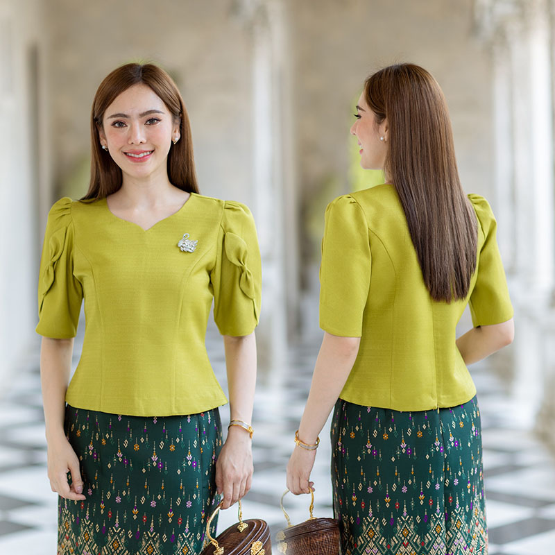 kudapy เสื้อออกงานสีขาว/สีม่วง/สีเขียวอมเหลือง/สีฟ้า งานผ้าไหมฝรั่งเศสสีพื้น อัดกาวให้ทั้งตัว ทรงสวยตามแบบ การตัดเย็บเนียบ ทรงสวย ใส่สวยทุกรูปร่าง