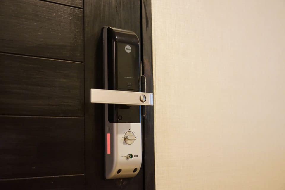 ปล่อยเช่าคอนโด เบล แกรนด์ พระราม 9 (Belle Grand Rama 9) - 2ห้องนอน 1ห้องน้ำ 1ห้องนั่งเล่น - ใกล้ MRT พระราม9/เซ็นทรัลพระราม9 - ขนาดห้อง 59 ตรม. ชั้น 29 ตึก D2