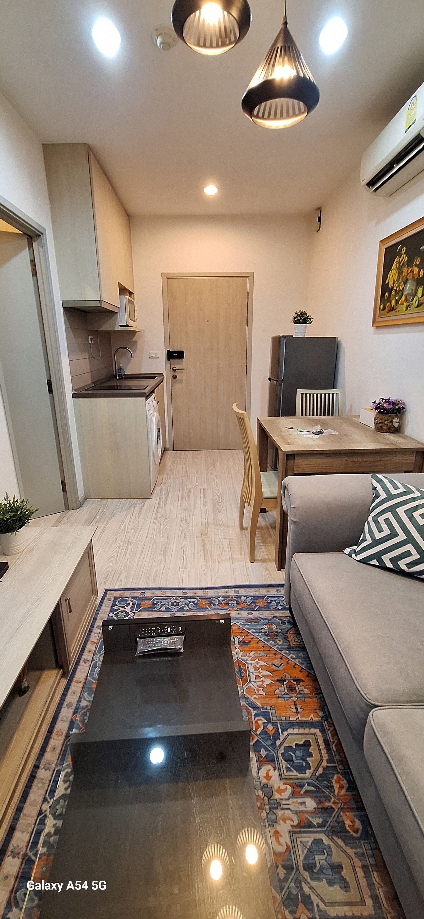 ให้เช่าห้องแบบ 1ห้องนอน 1ห้องน้ำ โซนพื้นที่ BTS บางนา คอนโด IDEO MOBI Sukhumvit Eastgate : ไอดีโอ โมบิ สุขุมวิท อีสท์เกต ขนาดห้อง 31 ตรม. ชั้น 8