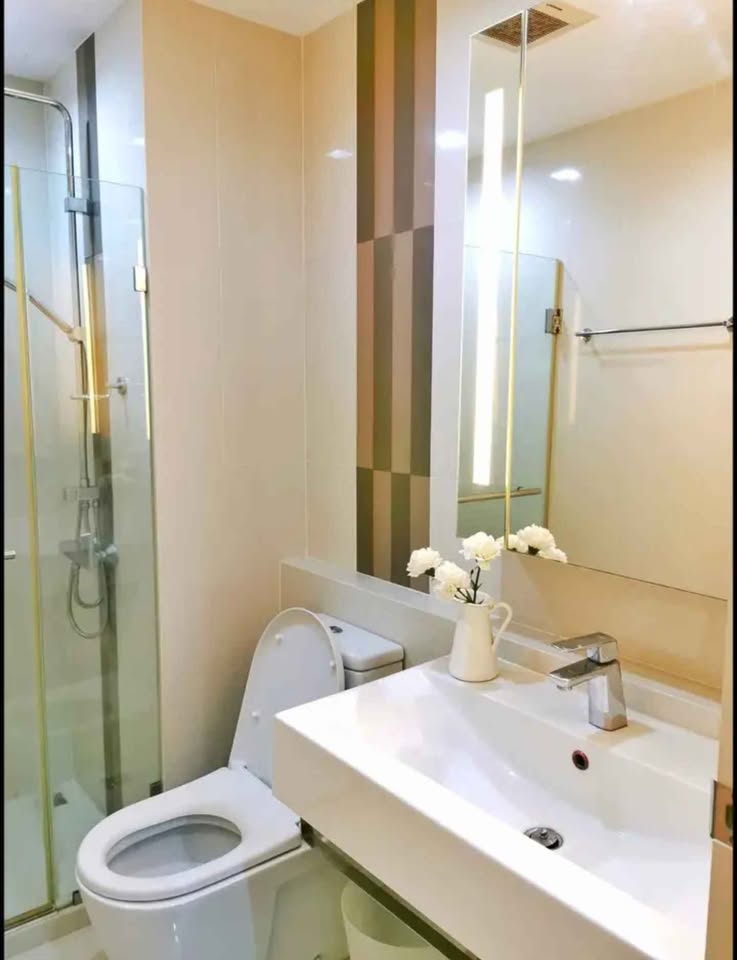 ปล่อยเช่า Q House Sukhumvit 79 : คิวเฮาส์ สุขุมวิท 79 - โซนพื้นที่ BTS อ่อนนุช 1ห้องนอน 1ห้องน้ำ 1ห้องนั่งเล่น - ขนาดห้อง 27 ตรม. ชั้น 21 - ให้เช่า 15,000 ต่อเดือน