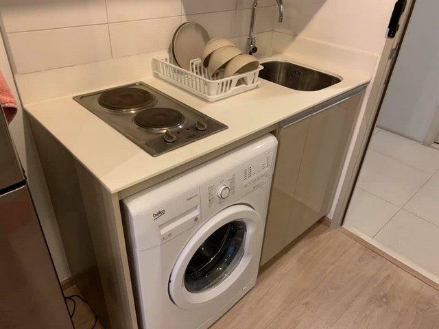 ให้เช่า ไอดีโอ คิว จุฬา-สามย่าน ชั้น12Aเฟอร์ครบพร้อมอยู่