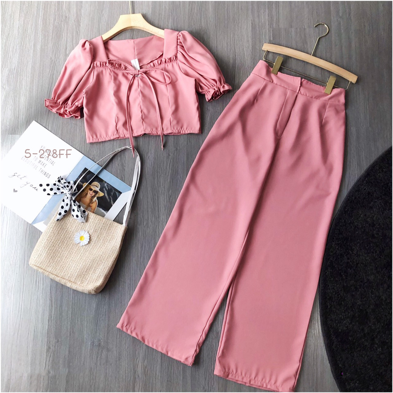 kudapy Set 2 ชิ้นสี ชมพู น้ำตาล เขียว เสื้อแขนพองปลายแขนสม๊อค อกจับจีบผูกโบว์ มาพร้อมกางเกงขายาว สวยๆ เก๋ๆ