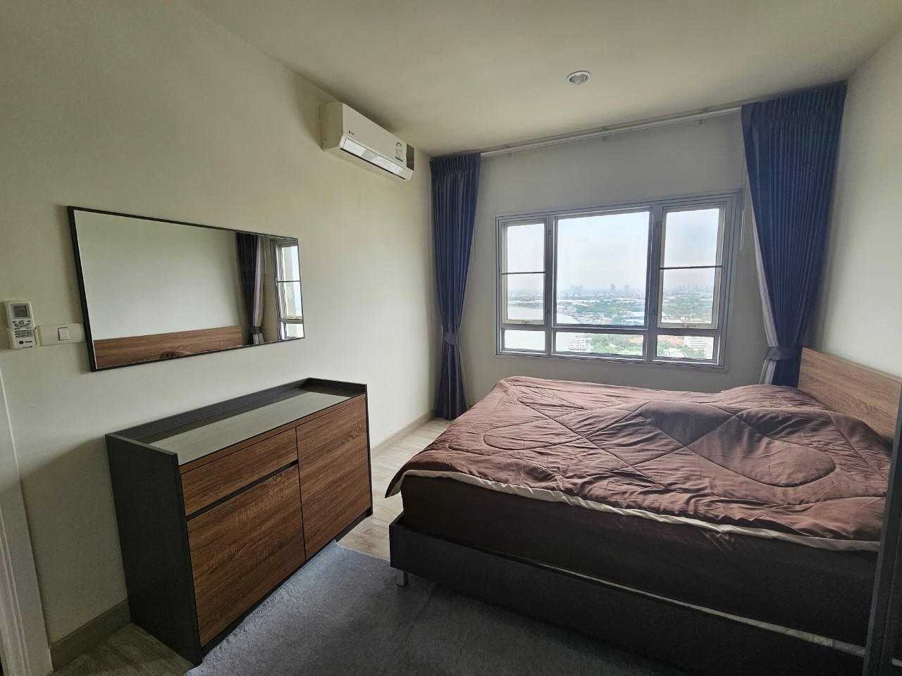 สนใจชมห้องติดต่อได้เลย Line ID: Smile-easy ปล่อยเช่าคอนโด Manor Sanambinnam (แมเนอร์ สนามบินน้ำ) - 2ห้องนอน 2ห้องน้ำ 1ห้องนั่งเล่น - ใกล้ MRT พระนั่งเกล้า - ขนาดห้อง 64 ตรม. ชั้น 27