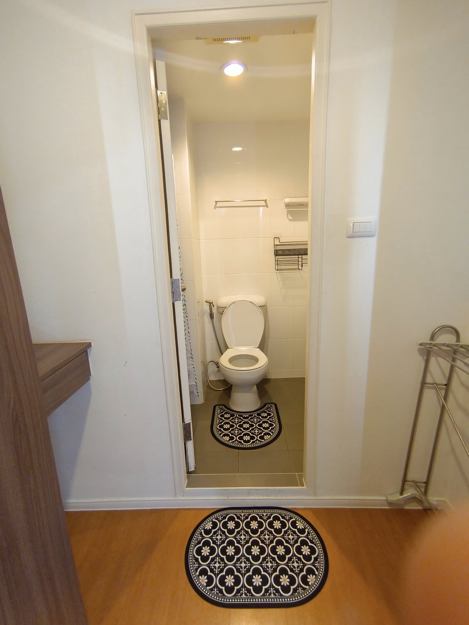 ให้เช่าห้องแบบ 2ห้องนอน 2ห้องน้ำ 1ครัวแยก โซนพื้นที่ MRT ลาดปลาเค้า คอนโด Lumpini Condo Town Raminthra-Latplakhao 2 (ลุมพินี คอนโดทาวน์ รามอินทรา ลาดปลาเค้า 2) Low Rise ขนาดห้อง 45 ตรม. ชั้น 6 ตึก A