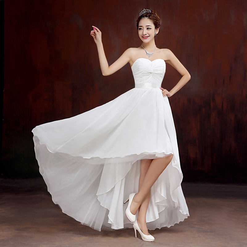 kudapy เดรสสั้นสีครีม/ขาว ราตรีสั้น เกาะอก หน้าสั้นหลังยาว คอจับเดรปรูปหัวใจ