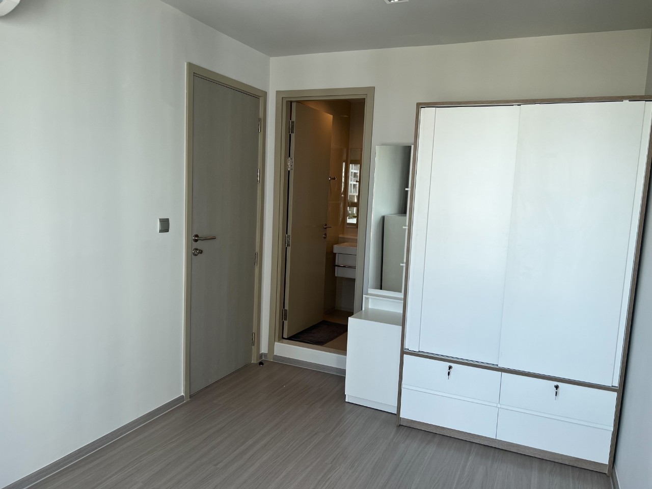 ปล่อยเช่าคอนโด Life Ladprao (ไลฟ์ ลาดพร้าว) - 2ห้องนอน 2ห้องน้ำ 1ห้องนั่งเล่น - ใกล้ BTS ห้าแยกลาดพร้าว - ขนาดห้อง 66 ตรม. ชั้น 16