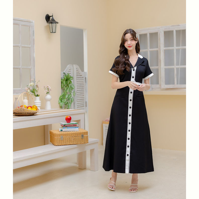 kudapy เดรสยาวสีชมพู/สีครีม/สีดำ เนื้อผ้าอย่างดี มาในทรงคลาสสิคที่ใส่ได้ตลอด สไตล์ติดกระดุมหน้า สีโทนสุภาพแต่งคอปกสุดชิค