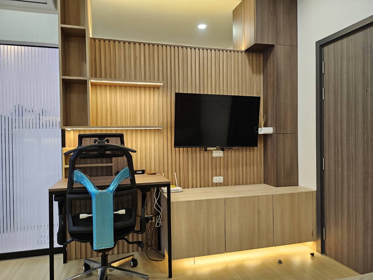 ปล่อยเช่าคอนโด Supalai Loft Prajadhipok - Wongwian Yai (ศุภาลัย ลอฟท์ ประชาธิปก - วงเวียนใหญ่) - เฟอร์เครื่องใช้ไฟฟ้าครบครั้น - ใกล้ BTS วงเวียนใหญ่