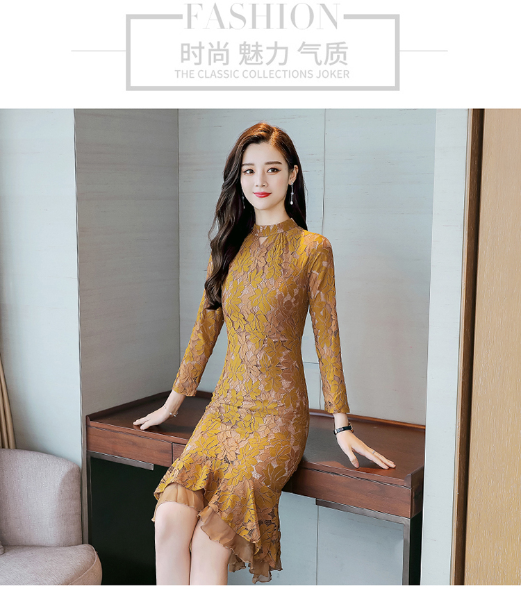 kudapy ชุดเดรสผ้าลูกไม้เนื้อแขนยาว โทนสีน้ำตาลอ่อน ทรง fish tail ด้านหน้าจะสั้นกว่าด้านหลัง