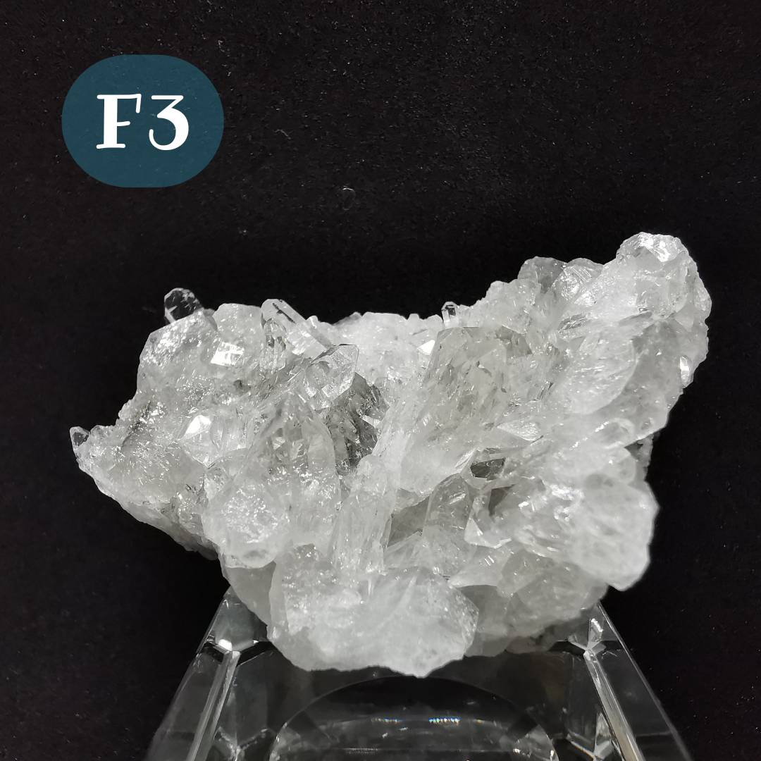หินคริสตัลควอตซ์ผลึกธรรมชาติ Crystal Quartz