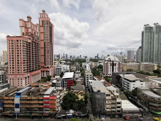 ให้เช่า Park 24 (พาร์ค 24) แต่งครบๆแบบเอาเสื้อผ้ามาอย่างเดียวอยู่ได้เลย