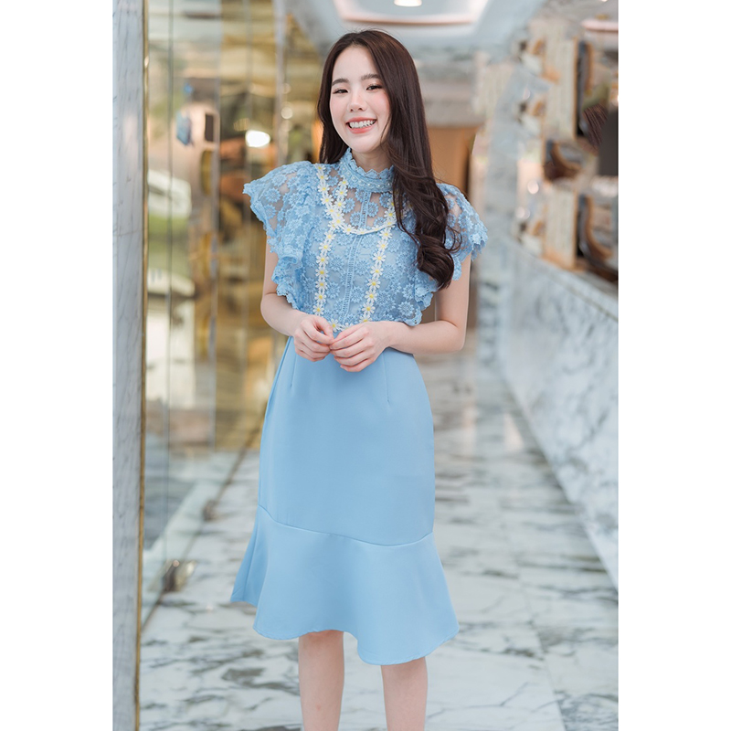 kudapy เดรสสั้นสีฟ้า ลูกไม้คอมุกตัวสั้นใส่แล้วดูดีมากๆ