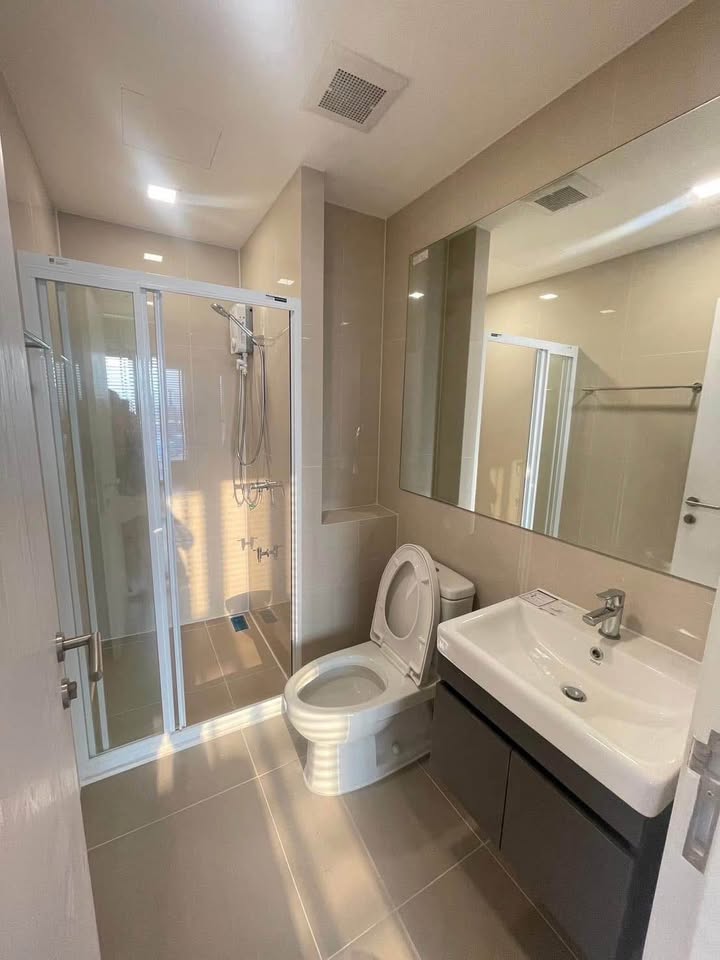 ให้เช่าห้องแบบ 2ห้องนอน 1ห้องน้ำ 1ครัวแยก โซนพื้นที่ BTS อ่อนนุช คอนโด MODIZ Sukhumvit 50 (โมดิซ สุขุมวิท 50) High Rise ขนาดห้อง 36 ตรม. ชั้น 12A