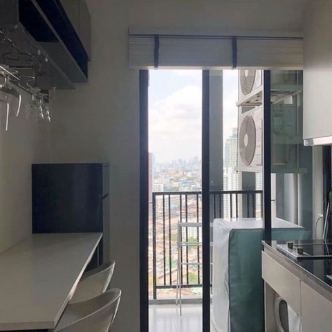 ให้เช่า The Base Park West Sukhumvit 77 ชั้น33พร้อมเข้าอยู่