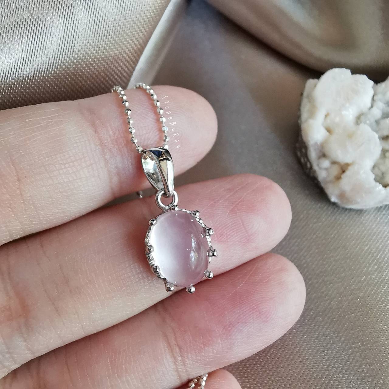 สร้อยคอเงินจี้หินโรสควอตซ์ Rose Quartz