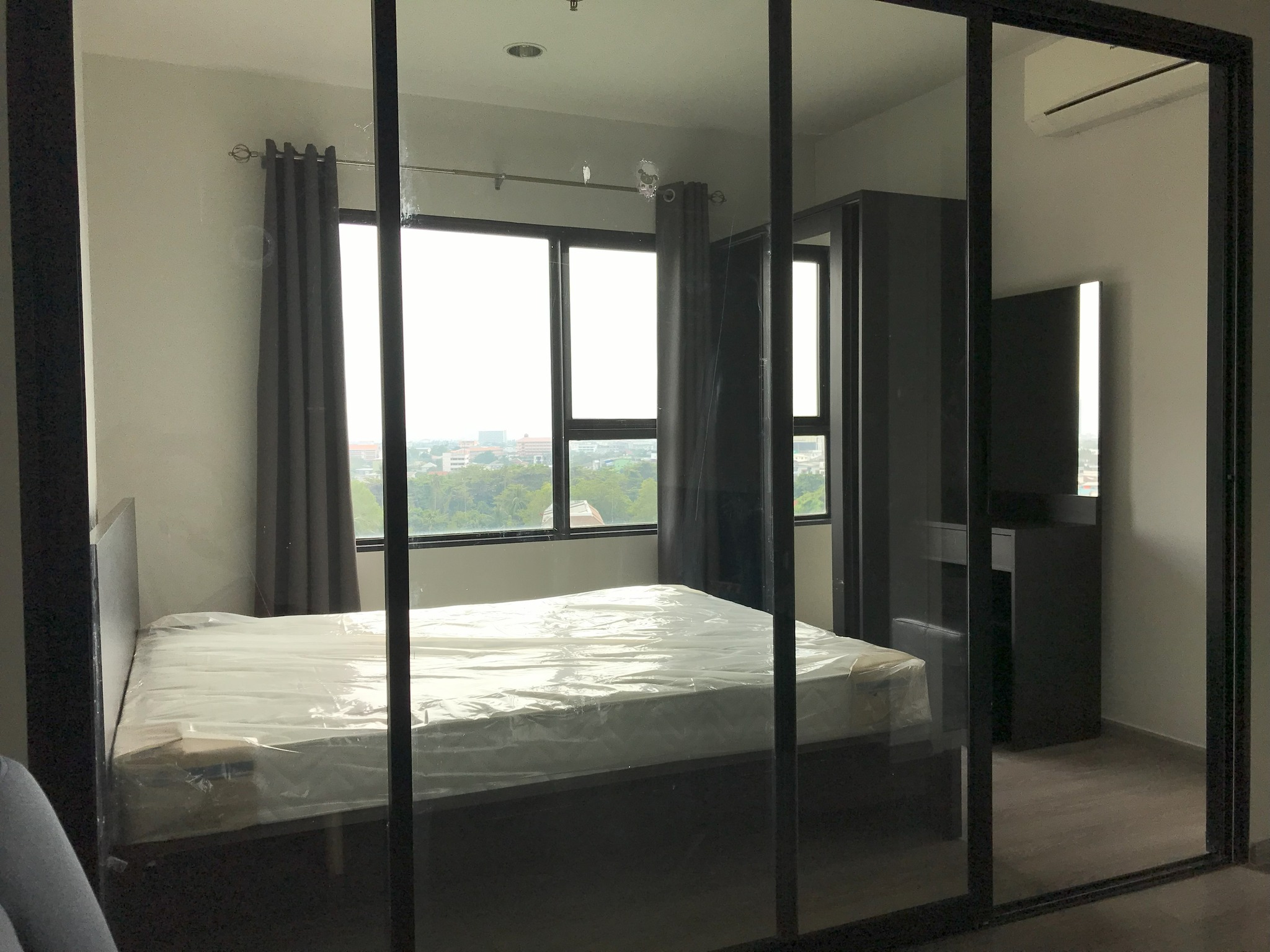 ให้เช่าคอนโด Aspire Sathorn - Taksin (Copper Zone) (แอสปาย สาทร - ตากสิน (คอปเปอร์ โซน)) - ตกแต่งเฟอร์ครบ - การเดินทาง: ใกล้ BTSวุฒากาศ