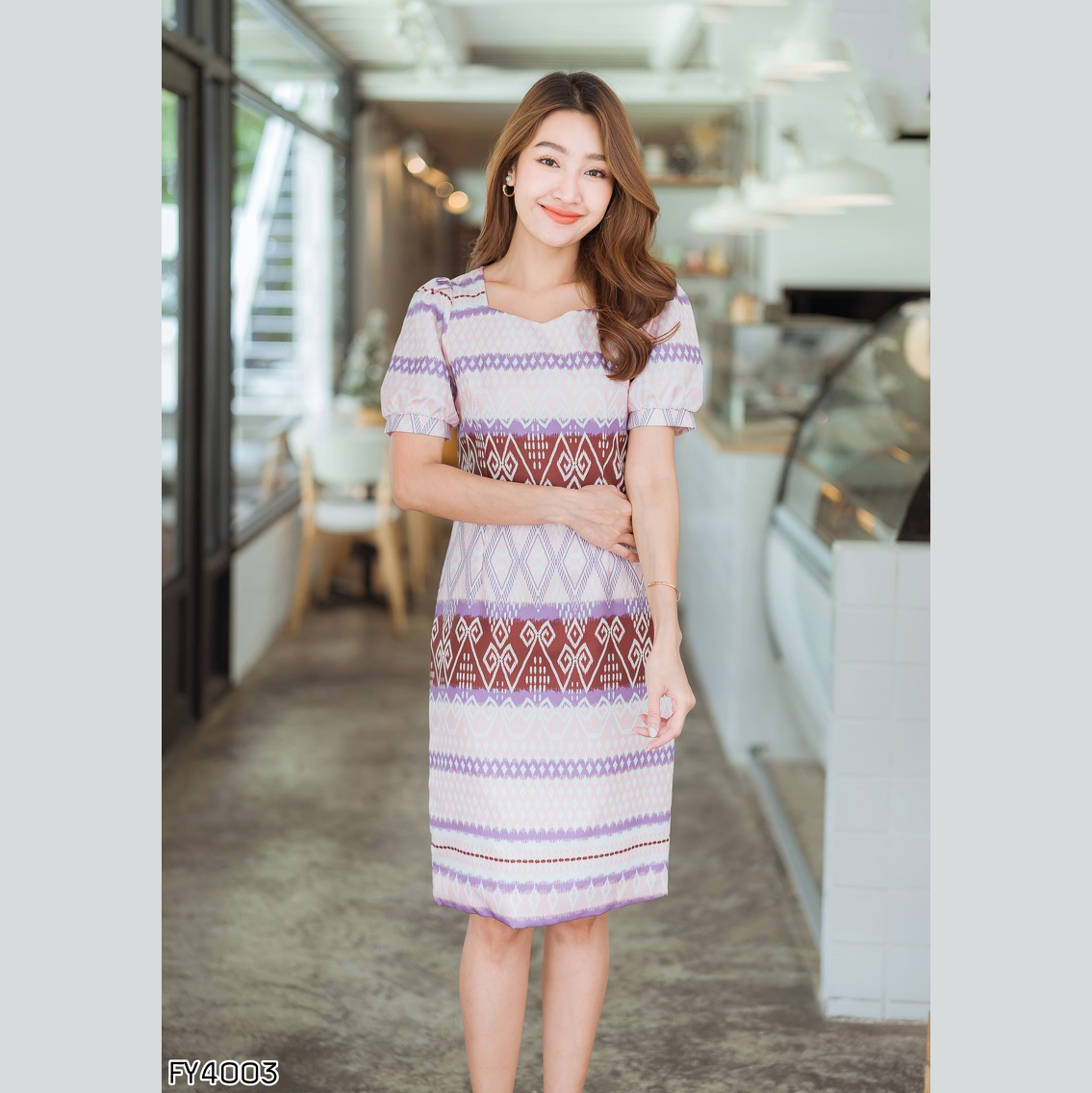 kudapy เดรสสั้นผ้าไทย เดรสคอเหลี่ยมสีฟ้า แขนสั้น ทรงเอเก็บเอวเข้ารูปทรงสวย