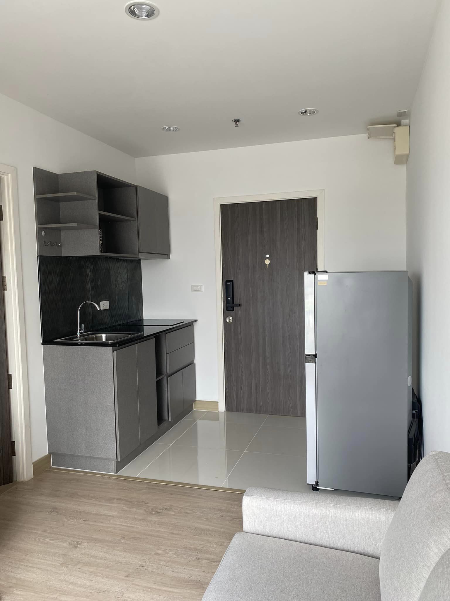 ปล่อยเช่าคอนโด Thana Astoria Pinklao (ธนา แอสโทเรีย) - 1ห้องนอน 1ห้องนั่งเล่น 1ห้องน้ำ - ใกล้ MRT บางยี่ขัน