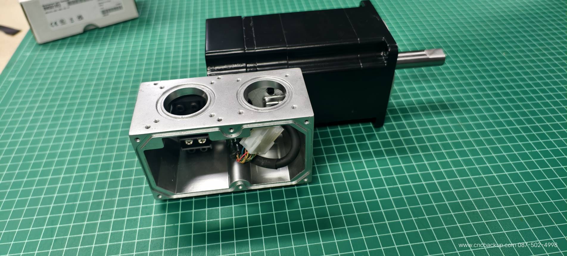 SANYO DENKI P50B08075HXS6L SERVO MOTOR