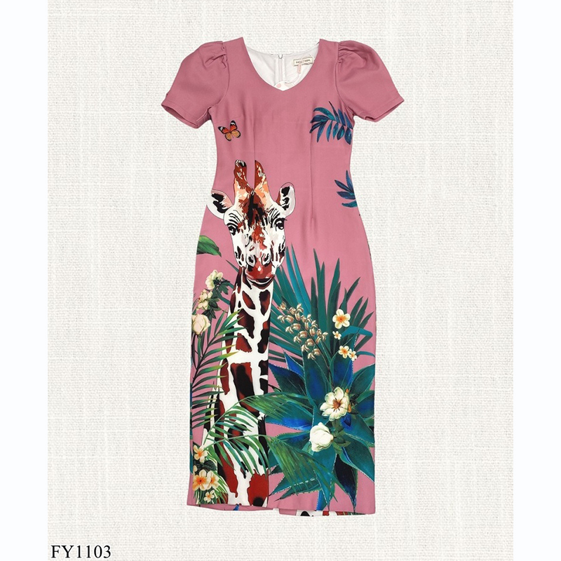 kudapy เดรสยาวสีชมพู/สีครีม ทรงเอคอวีแขนสั้น