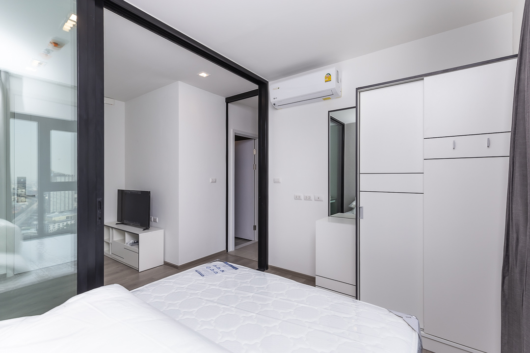 ให้เช่า The Base Phetkasem (เดอะเบส เพชรเกษม) 8,000เครื่องใช้ไฟฟ้าครบ